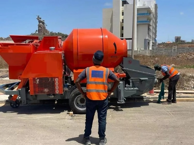 Индивидуальный бетононасос-мик – обзор и цена Concrete Mixer Machine