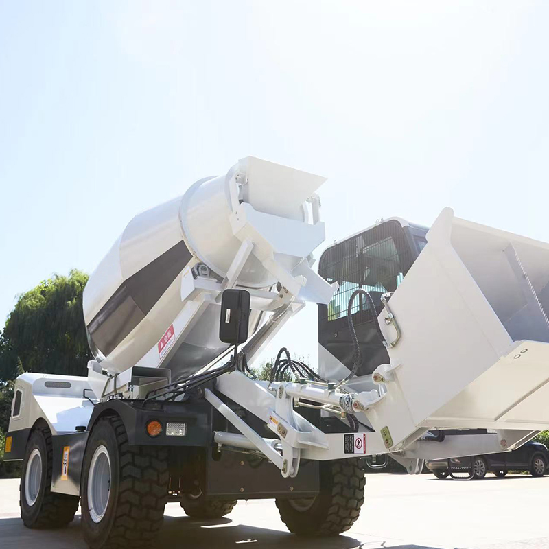 Полноприводный самозагружающий – обзор и цена Concrete Mixer Machine
