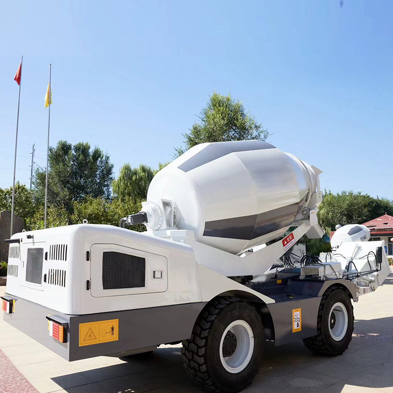 Полноприводный самозагружающий – обзор и цена Concrete Mixer Machine